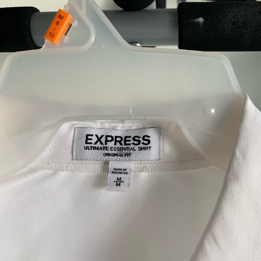 Button up shirt - Picture 2 of 3